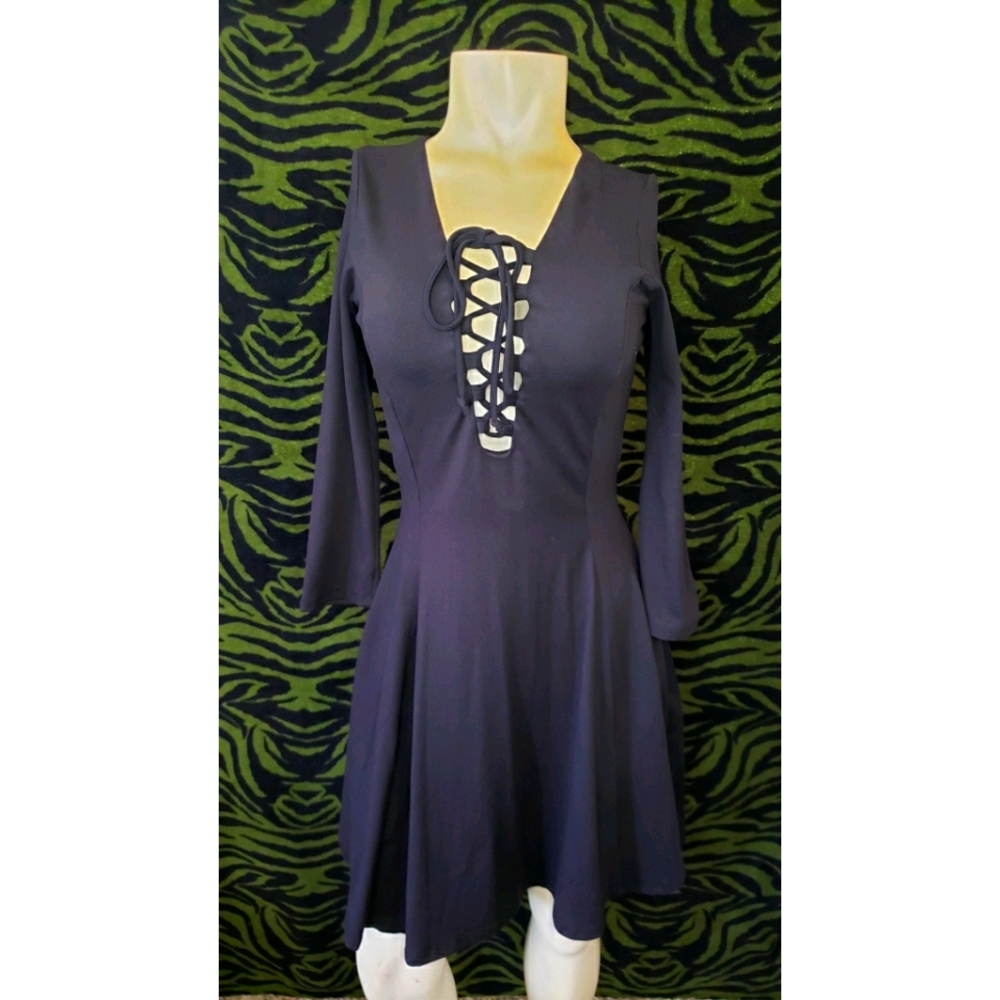 Black 3/4 sleeve lace up skater dress size small